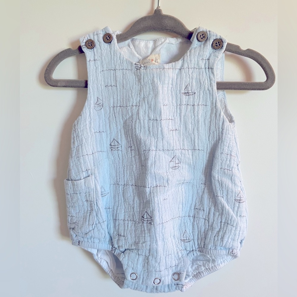 Baby boy bubble outfit + bib